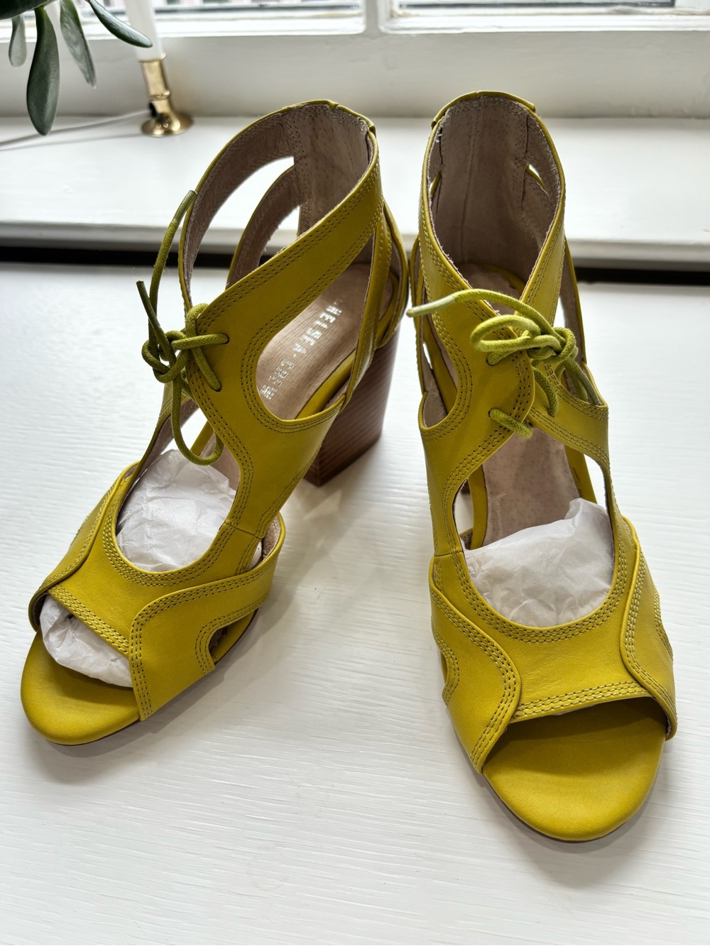 Chelsea Crew Lime Lace-Up Cutout Block Heel Sandals